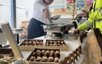 🎄 En décembre, les entreprises fêtent Noël avec Manège Gourmand !